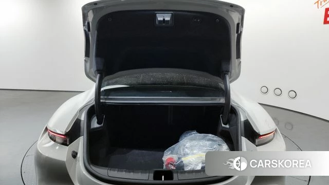 Porsche Taycan id 3806631 из Кореи 11