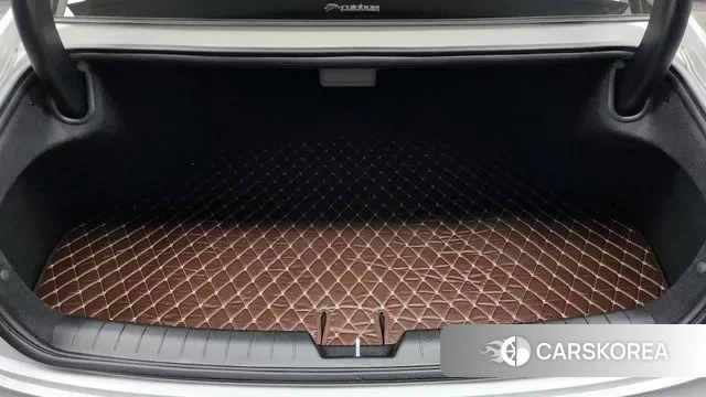 Hyundai Grandeur (GN7) id 3745756 из Кореи 11