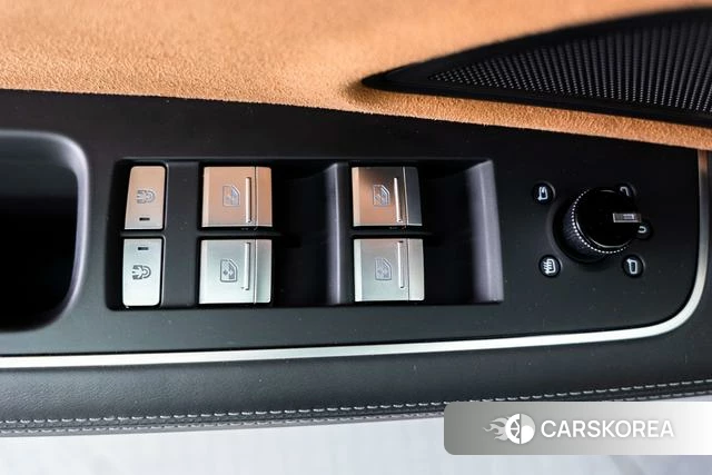 Audi A8 id 4263804 из Китая 11