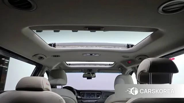 Kia The New Carnival id 3583445 из Кореи 11