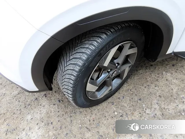 Hyundai Venue id 3687152 из Кореи 11