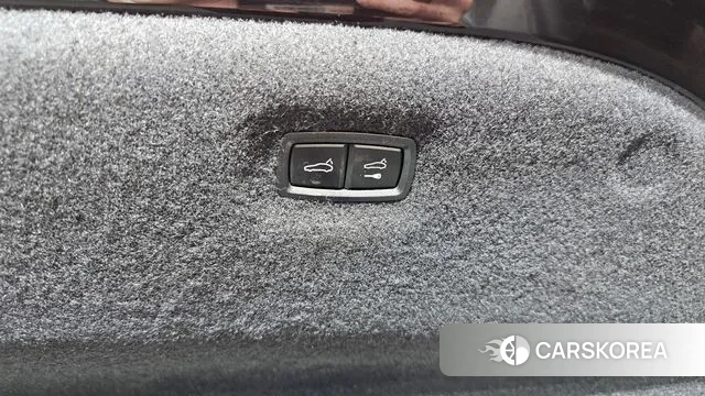 Porsche Taycan id 3462684 из Кореи 11