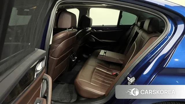 BMW 5 Series (G30) id 3368719 из Кореи 11