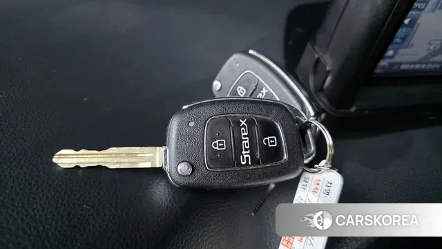 Hyundai The New Grand Starex id 3129053 из Кореи 11