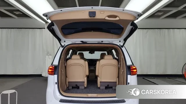 Kia The New Carnival id 2990631 из Кореи 11