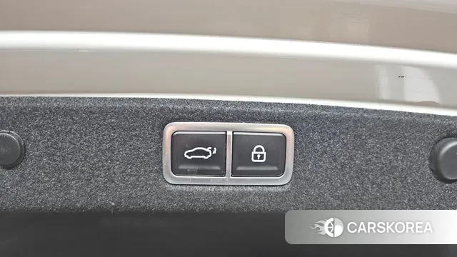 Hyundai Grandeur (GN7) id 3586122 из Кореи 11