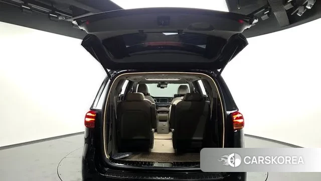 Kia The New Carnival id 3656821 из Кореи 11