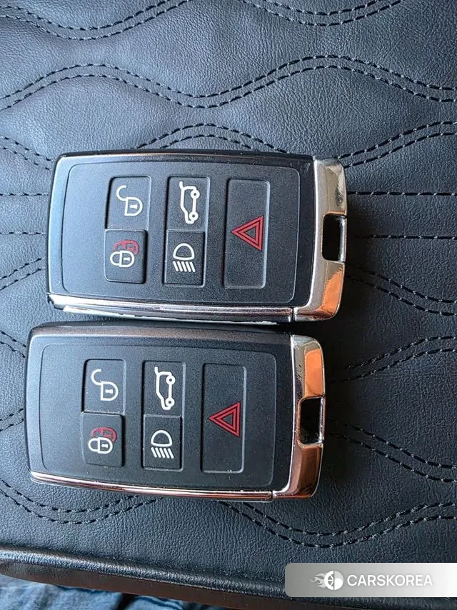 Land Rover Discovery 5 id 3439495 из Кореи 11