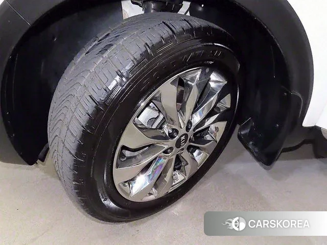 Kia The New Sorento id 2986356 из Кореи 11