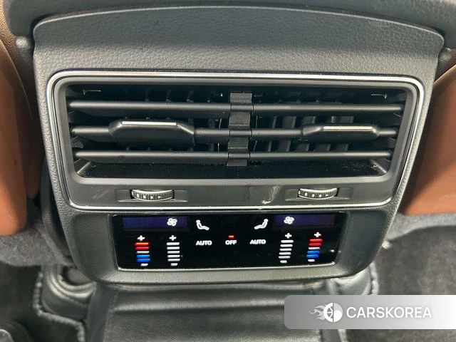 Audi Q7 id 4328672 из Китая 11