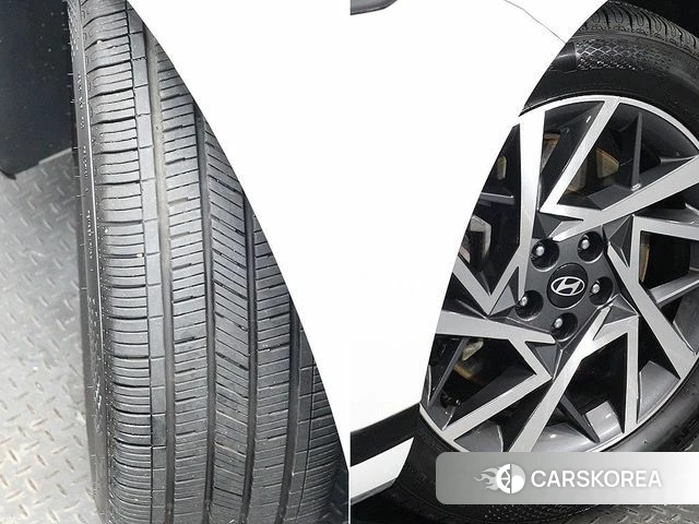 Hyundai Grandeur (GN7) id 4248696 из Кореи 11