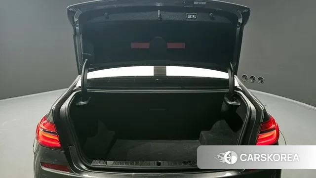 BMW 7 Series (G11) id 3265248 из Кореи 11