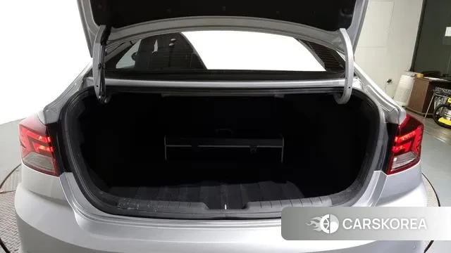 Hyundai The New Avante AD id 2976995 из Кореи 11