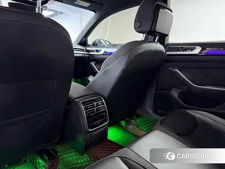 Volkswagen Arteon (CC) id 4607090 из Китая 11