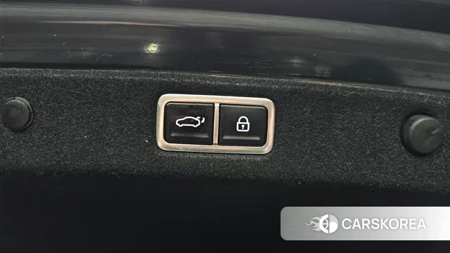 Hyundai Grandeur Hybrid (GN7) id 3701479 из Кореи 11