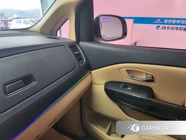 Kia The New Carnival id 3403109 из Кореи 11