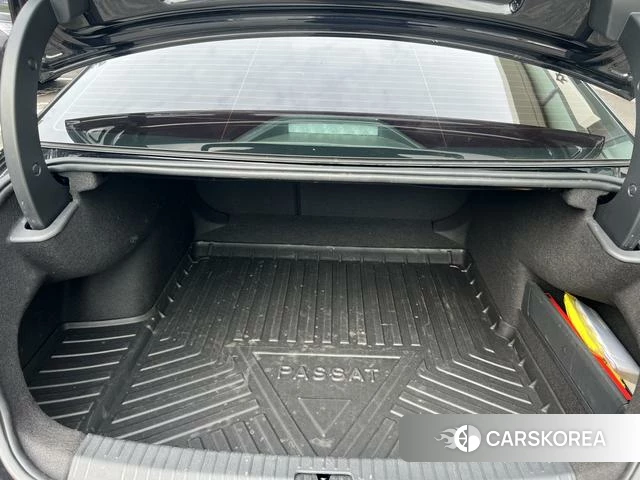 Volkswagen Passat id 4258458 из Китая 11