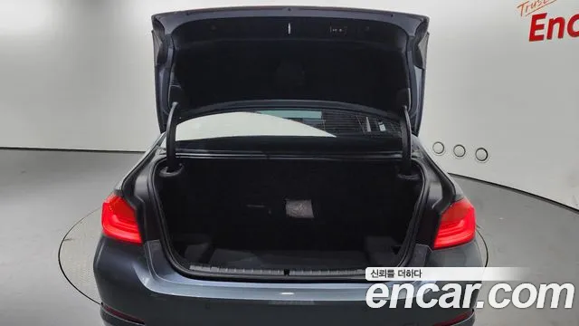 BMW 5 Series (G30) id 2855546 из Кореи 11