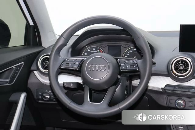 Audi Q2L id 4257721 из Китая 11