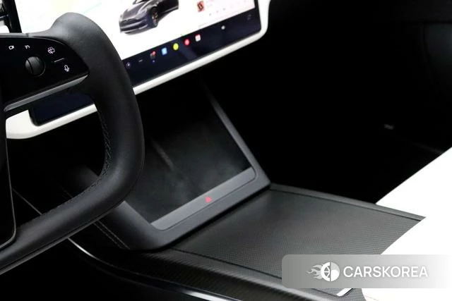 Tesla Model S id 3907836 из Китая 10