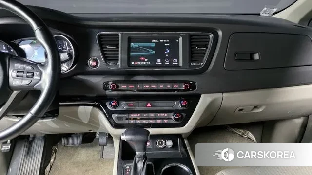 Kia The New Carnival id 3248695 из Кореи 11