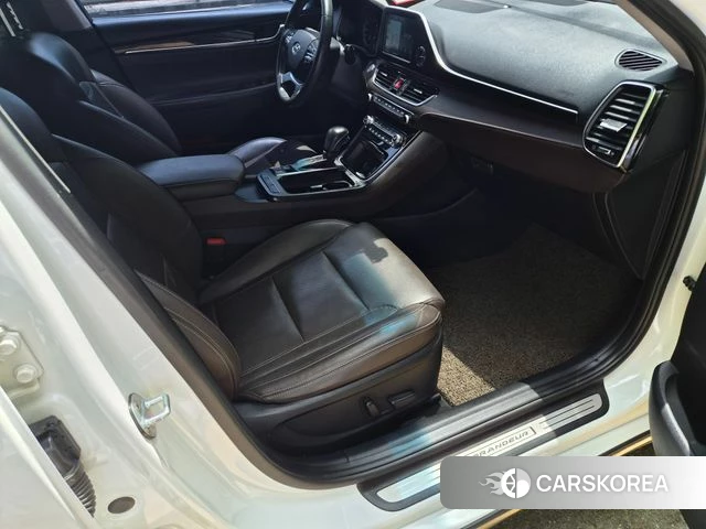 Hyundai Grandeur IG id 4615223 из Кореи 11