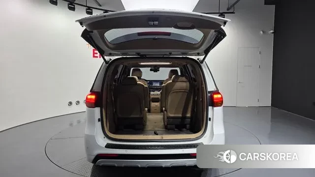 Kia All New Carnival id 3667145 из Кореи 11