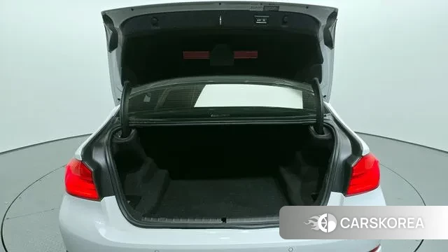 BMW 5 Series (G30) id 3368715 из Кореи 11