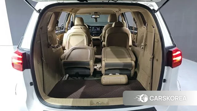 Kia The New Carnival id 3541613 из Кореи 11