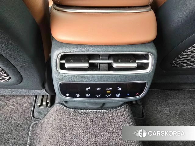 Genesis GV70 id 3792378 из Кореи 11