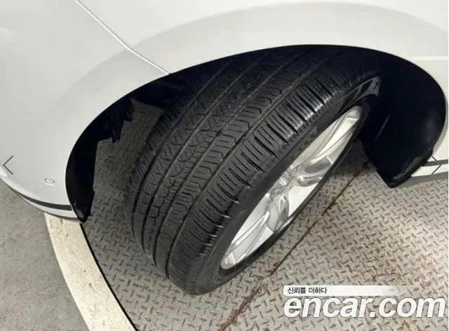 Land Rover Range Rover Velar id 2814035 из Кореи 11