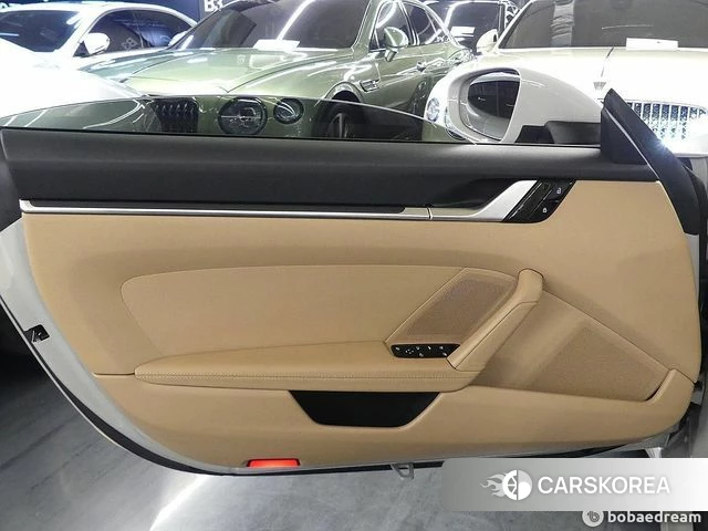 Porsche 911(992) id 4619986 из Кореи 11