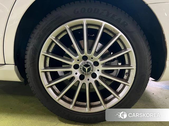 Mercedes-Benz E-Class W213 id 4641577 из Кореи 11