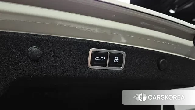 Hyundai Grandeur Hybrid (GN7) id 2930353 из Кореи 11