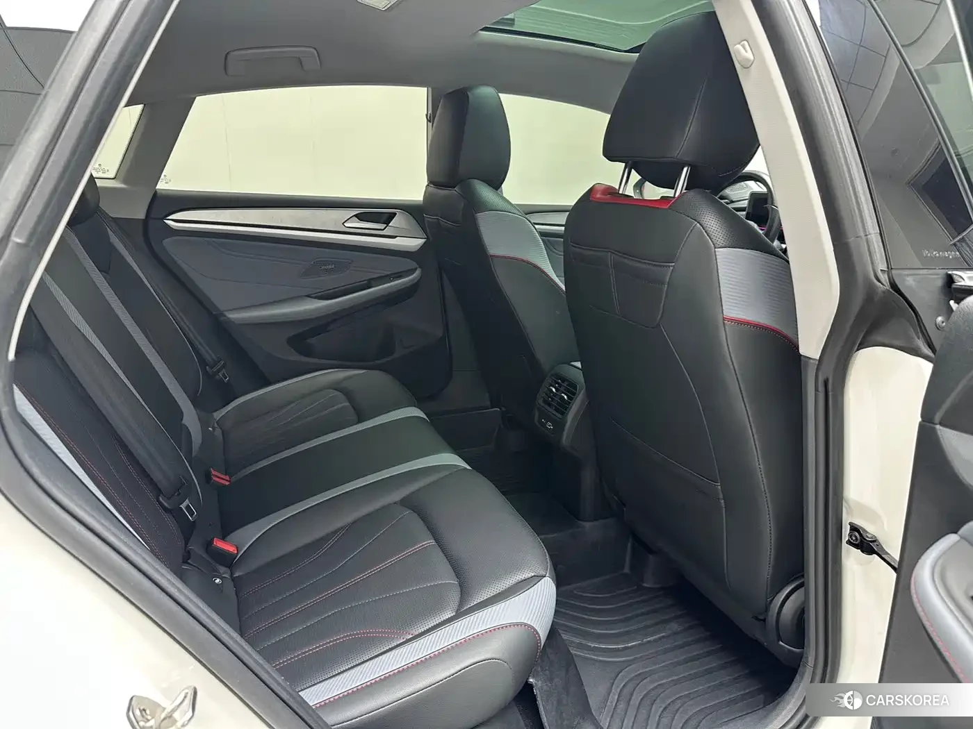 Volkswagen Lamando id 4553869 из Китая 11