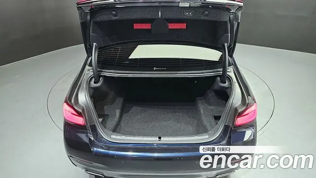 BMW 5 Series (G30) id 2713903 из Кореи 11