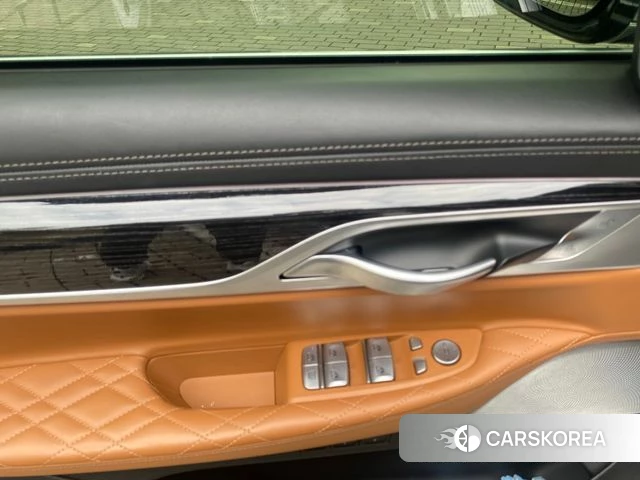 BMW 7 Series (G11) id 4599949 из Кореи 11