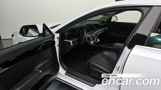 Hyundai Grandeur (GN7) id 2690490 из Кореи 11