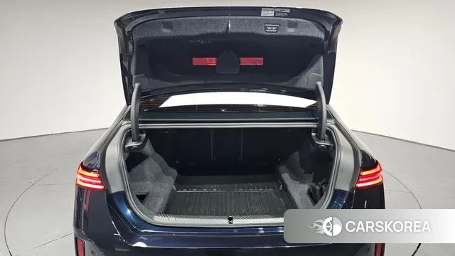 BMW 5 Series (G60) id 3700699 из Кореи 11