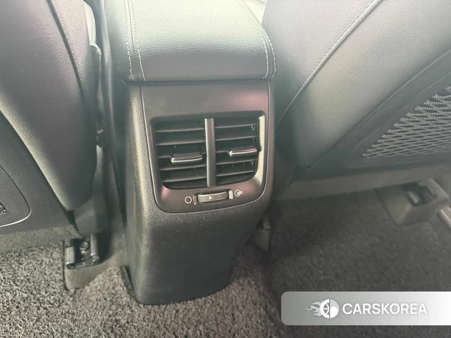 Kia The New Niro id 4855632 из Кореи 11