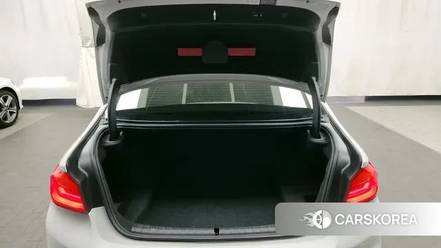 BMW 5 Series (G30) id 3494227 из Кореи 11