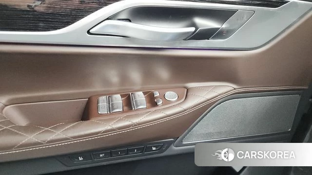 BMW 7 Series (G11) id 4446415 из Кореи 11