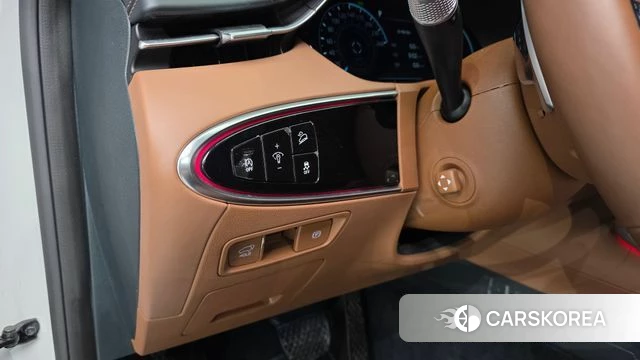 Genesis GV70 id 4631477 из Кореи 11