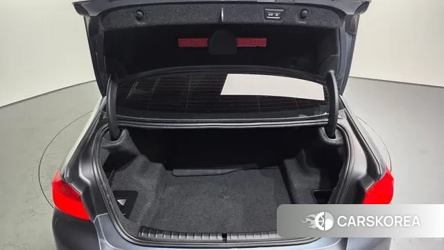 BMW 5 Series (G30) id 3449190 из Кореи 11