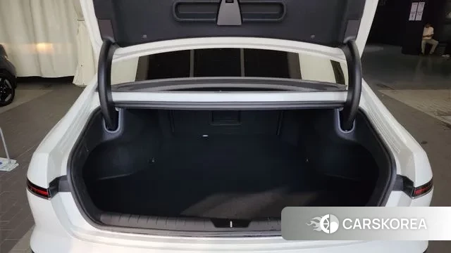 Hyundai Grandeur Hybrid (GN7) id 2963917 из Кореи 11