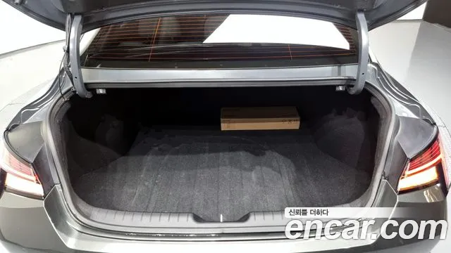 Hyundai Avante Hybrid (CN7) id 2706829 из Кореи 11