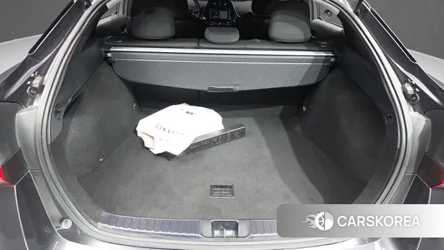 Toyota Prius 4th Generation id 3106790 из Кореи 11