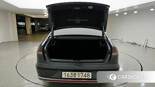 Hyundai Grandeur (GN7) id 3891798 из Кореи 11