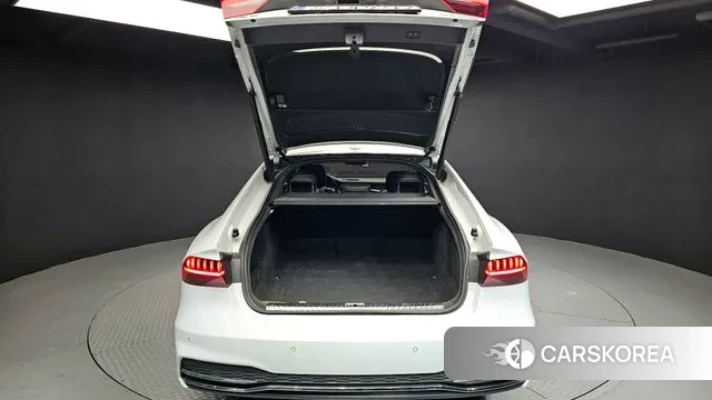 Audi A7 (4K) id 3556997 из Кореи 11