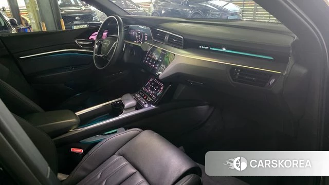 Audi e-Tron id 4762751 из Кореи 11